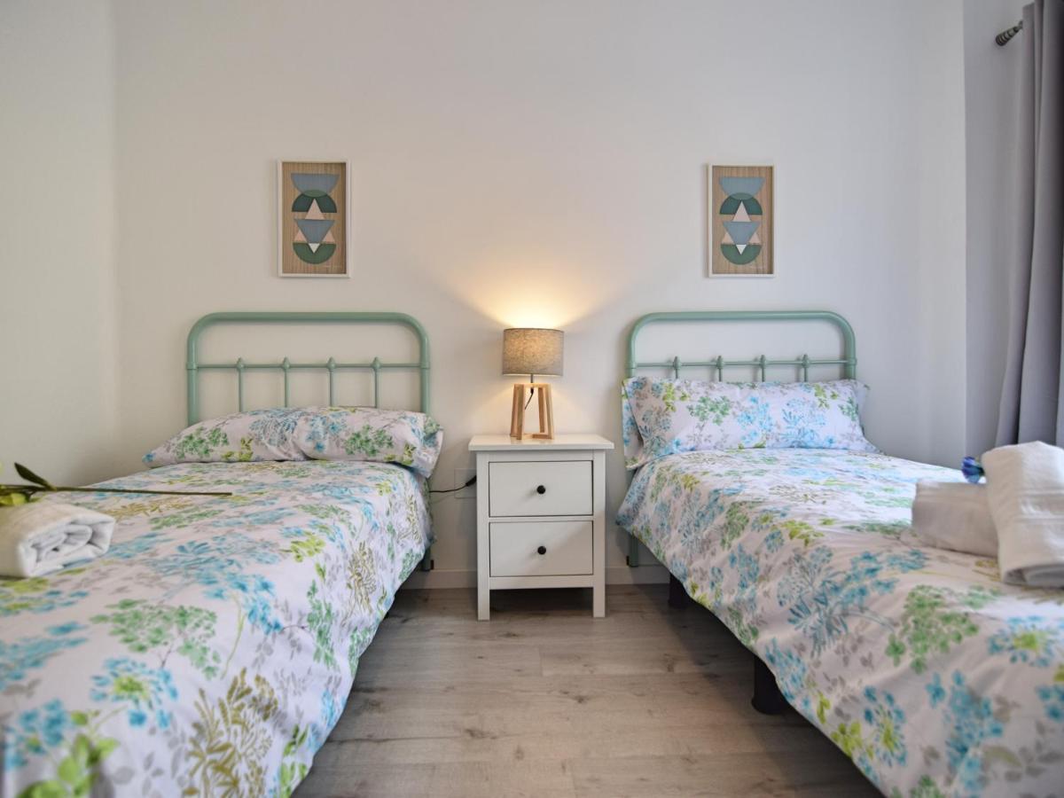 Huerto Del Conde Apartment Малага Екстериор снимка